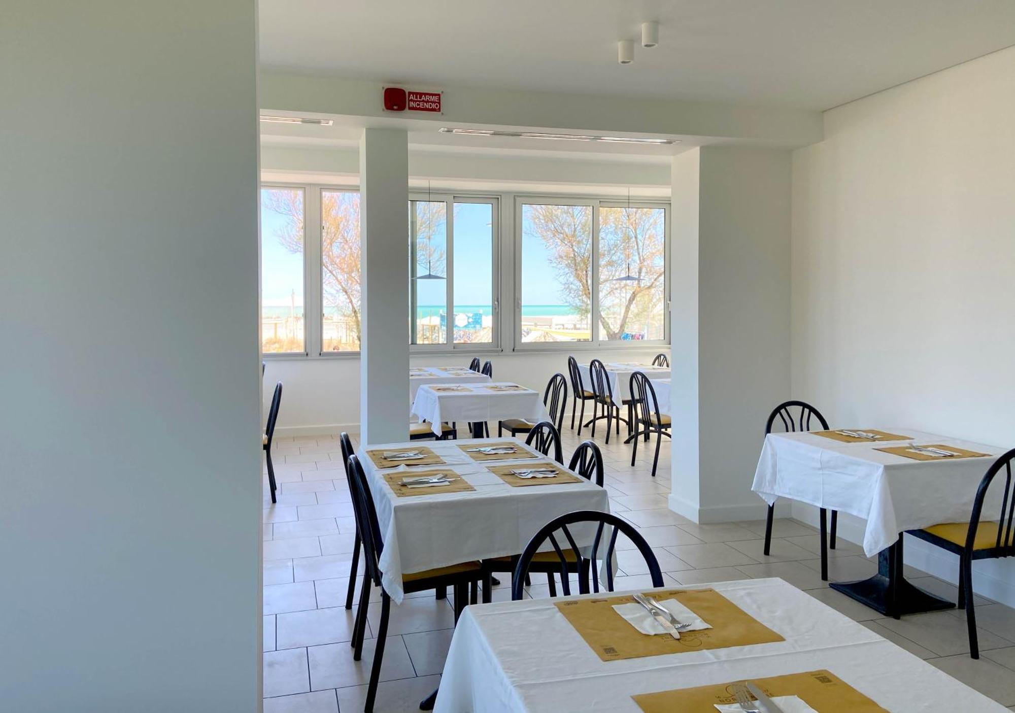 Hotel Sayonara Senigallia Exterior photo