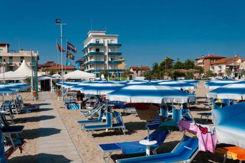 Hotel Sayonara Senigallia Exterior photo